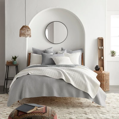 Mills Waffle Quilt And Pillow Sham Set - Levtex Home 3 Mills Waffle Quilt And Pillow Sham Set - Levtex Home - Image 3