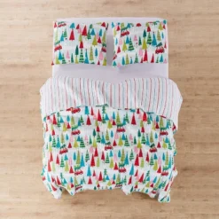 Full/Queen Merry & Bright Holly Jolly Reversible Quilt - Levtex Home -CozyNest Sales Store GUEST 0aa3a0e9 bacd 4ba2 96d5 9e8dcea0514a